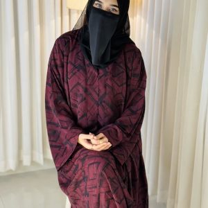 আয়েশা আবায়া মেরুন বোরকা হিজাবসহ